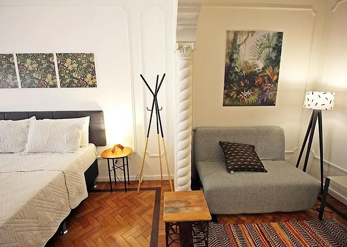 Rio Spot Homes Vintage C051